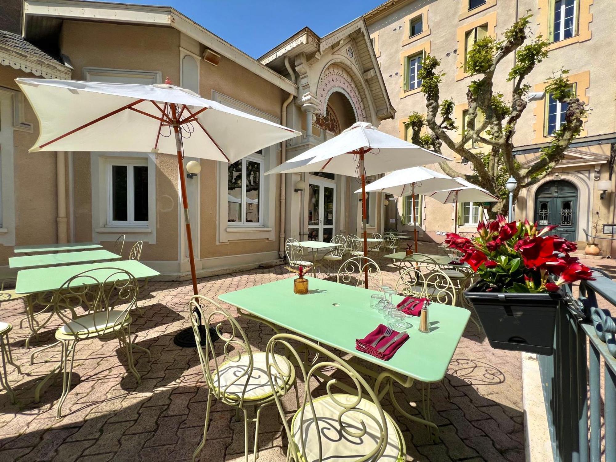 Logis Hotel Restaurant Des Thermes Ламалу-ле-Бен Экстерьер фото